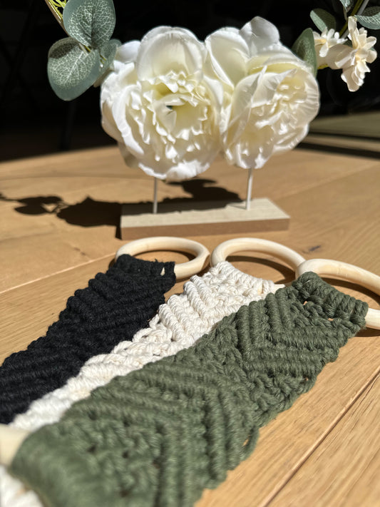 Linen Loop – Makramee-Handtuchhalter mit Holzring