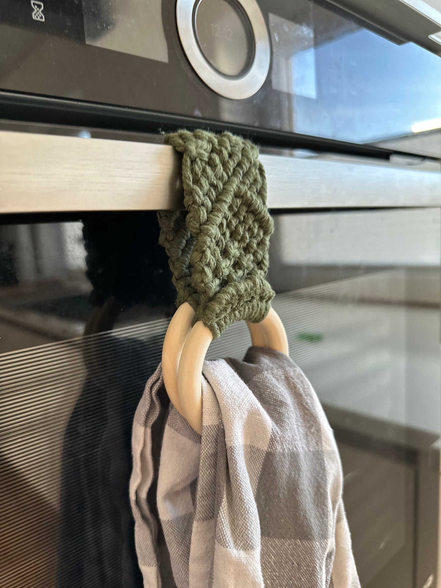 Linen Loop – Makramee-Handtuchhalter mit Holzring