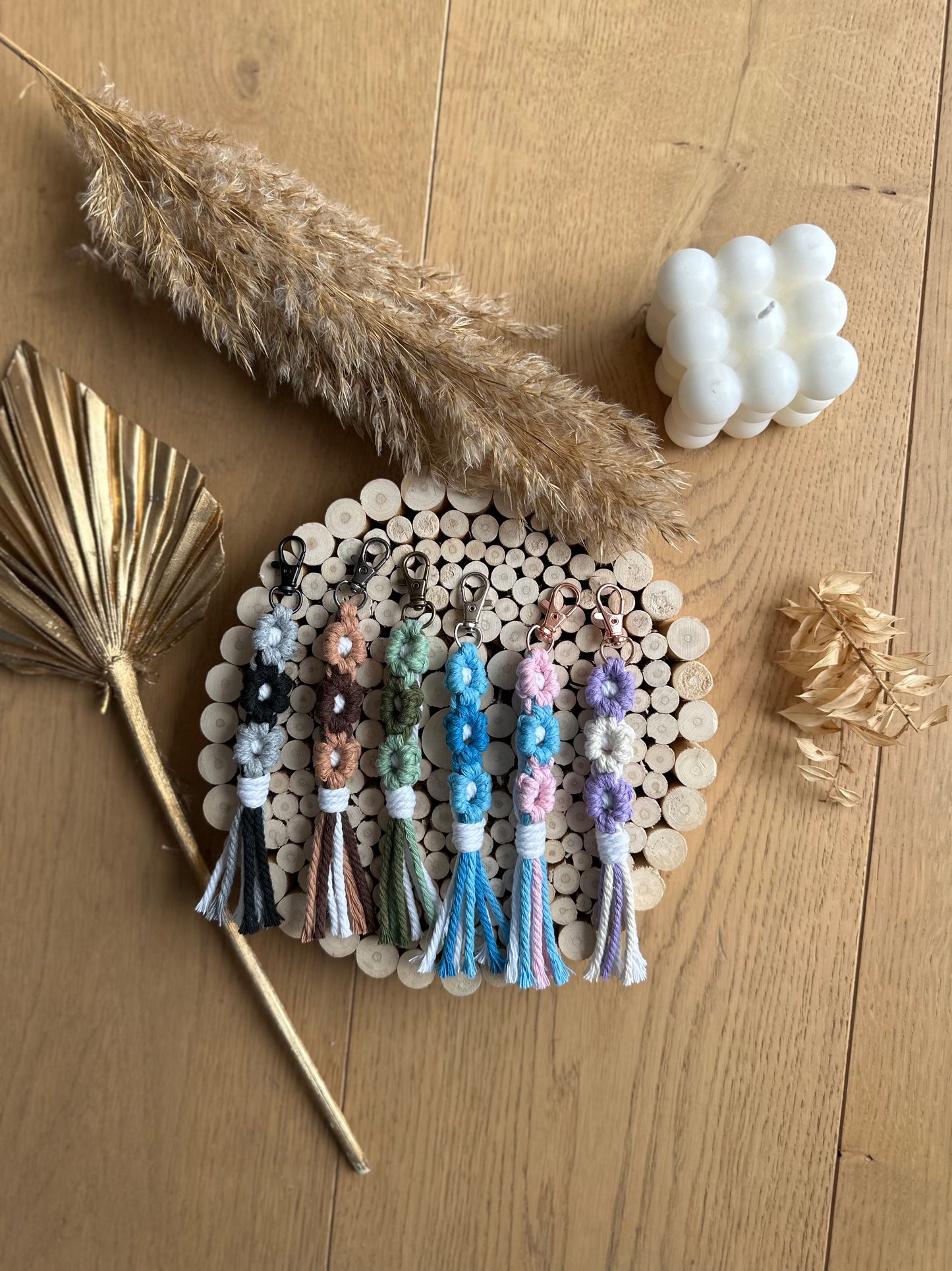 Nature Daisy - Makramee Schlüsselanhänger